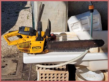 Motosega Alpina — da riparare