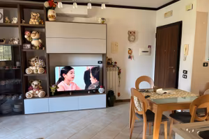 Trilocale con box auto