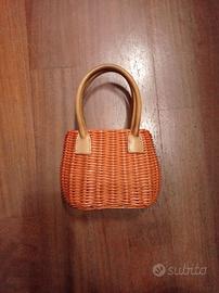 borsa in vimini arancione