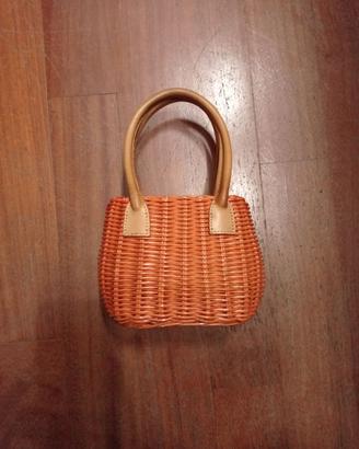 borsa in vimini arancione
