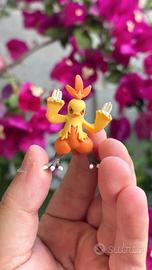 Pokémon figure Combusken / Galifeu / Jungglut scal