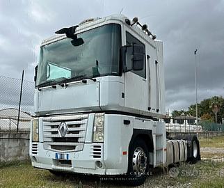 RENAULT MAGNUM 460 DXI CON CAMBIO AUTOMATICO-2008