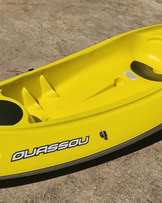 kayak monoposto giallo