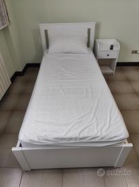 set armadio e letti singoli e frigo bar 