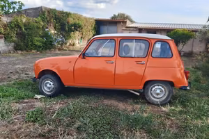 auto d'epoca  Renault 4 buono stato