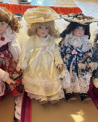 n 5 bambole da collezione