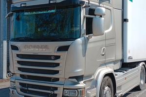 Scania R730