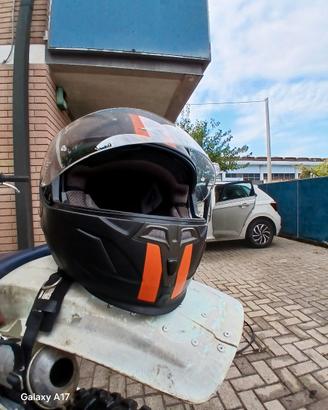 casco moto da strada 