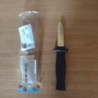 Gioco Scherzo Pugnale in Plastica Retrattile