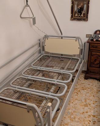 Letto ortopedico ospedaliero con sponde