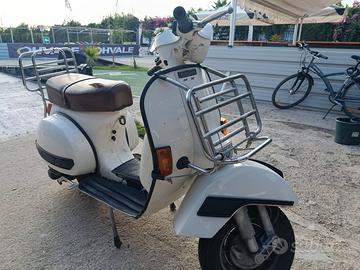 Vespa Piaggio PX150 E