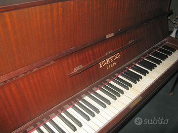 Pianoforte Pleyel verticale del 1958 uniproprieta'