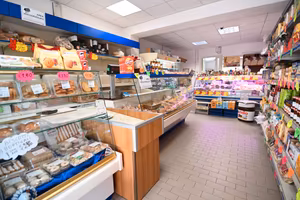 Cessione attività avviata in negozio di alimentari