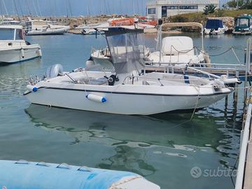 Open Fisherman 5.50 con motore HONDA 2026