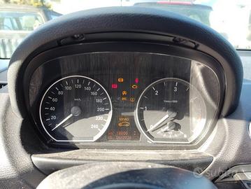 Quadro strumenti BMW 118 D 1995cc diesel del 2010
