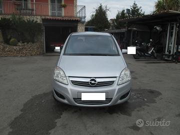 Opel Zafira 1.9 CDTI 120CV Cosmo 09