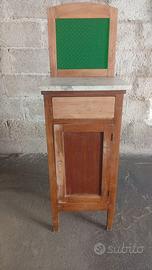 Comodino antico