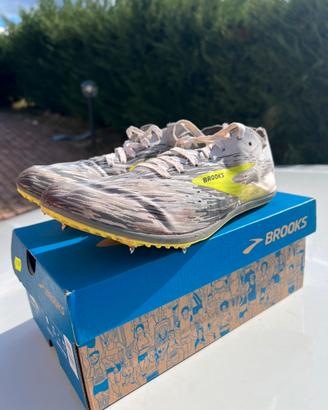Scarpe chiodate Brooks 41