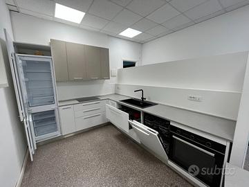 Cucina Moderna + Elettrodomestici