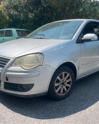 POLO 1.4-69CV TDI 3P SPORTLINE (51 KW)