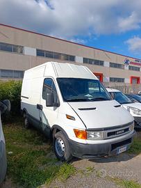 Iveco Daily 2.3  35/29