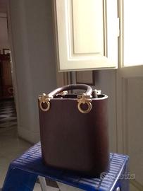 Salvatore Ferragamo, rara borsa vintage