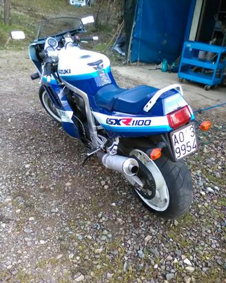 Suzuki GSX R 1100