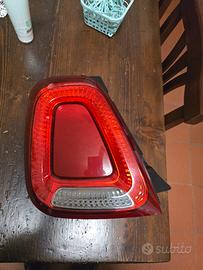 stop sinistro 500 abarth 