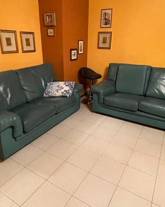 Divano doppio in pelle a due posti