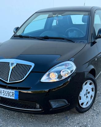 Lancia Ypsilon 1.2 69 CV DIVA