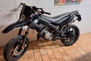 derbi motard 50 cc