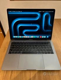 Macbook Pro 13” (2017)
