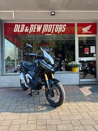 Honda x-adv 750