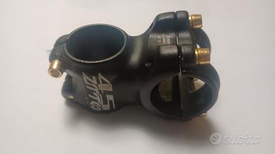 attacco manubrio da 45 mm