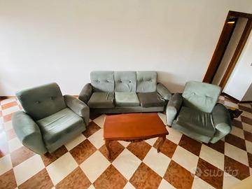 Salotto vintage completo