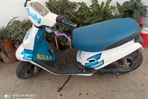 Yamaha BOOSTER - 2017