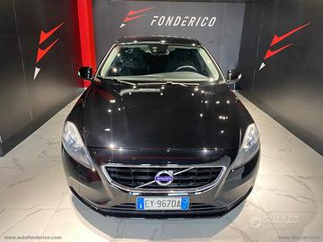 VOLVO V40 Cross Country D2 1.6 Kinetic