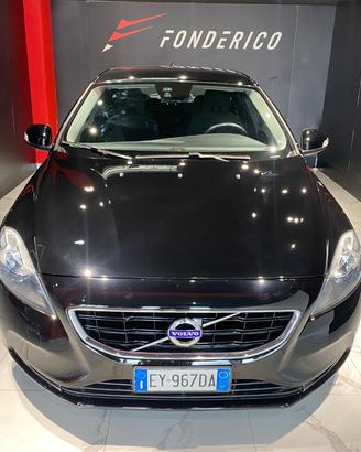 VOLVO V40 Cross Country D2 1.6 Kinetic