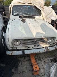 auto da restaursre  renault 4 TL