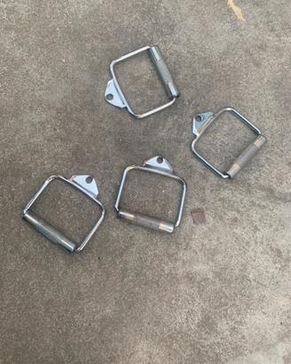 Impugnature a D per macchine a cavi