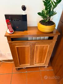 Gratis Mobiletto copri termosifone