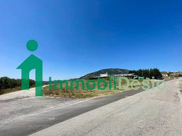 Terreno di 6500 m² a Picerno