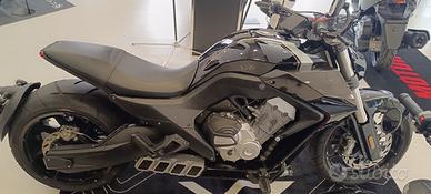 BENDA LFC 700 945 KM 58KW/80CV PERFETTA!