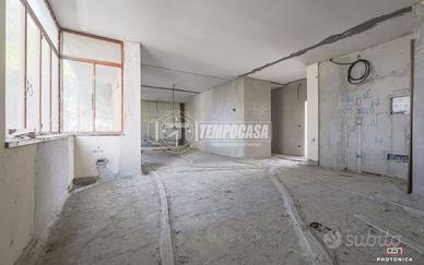 APPARTAMENTO 2 - 1° PIANO CON DOPPI BALCONI