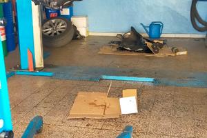 Officina meccanica