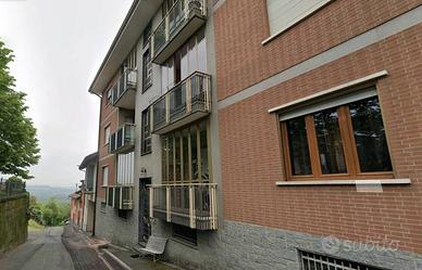 Appartamento di 129 m² con 4 locali e box auto a R
