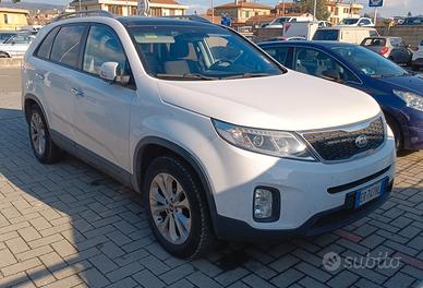 Kia Sorento 2.0 CRDI 2WD Class - 2013