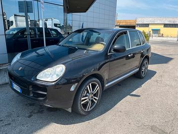Porsche Cayenne 4.5 cat S