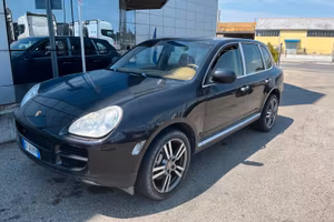 Porsche Cayenne 4.5 cat S