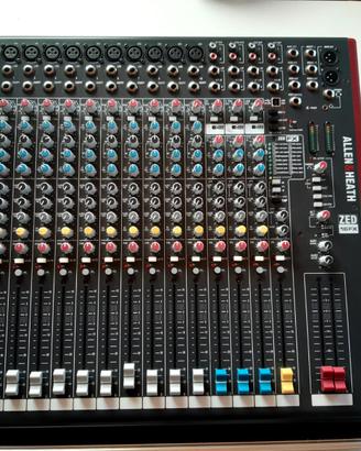 Allen & Heath mixer Zed 16 FX /18 + Fly case 